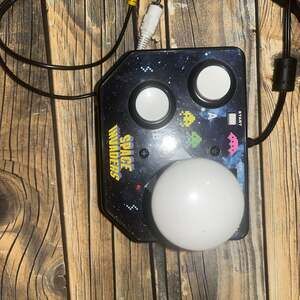Retro Classic SPACE INVADERS Plug N'‎ Play Video Arcade Game Tested Works